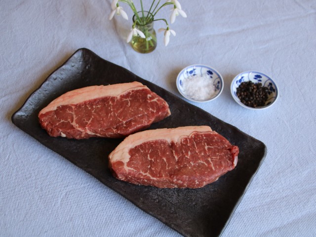 Marmoreret-entrecotes-steak